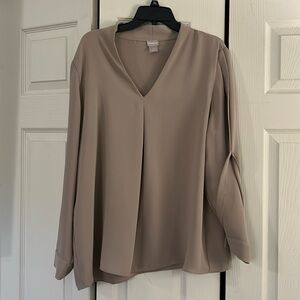 Chicos tan v neck long sleeve blouse